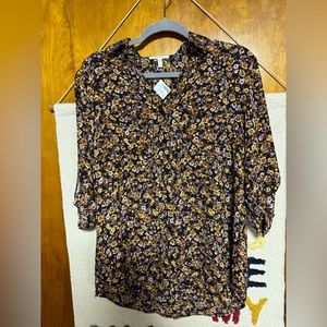 Floral Button-up Blouse